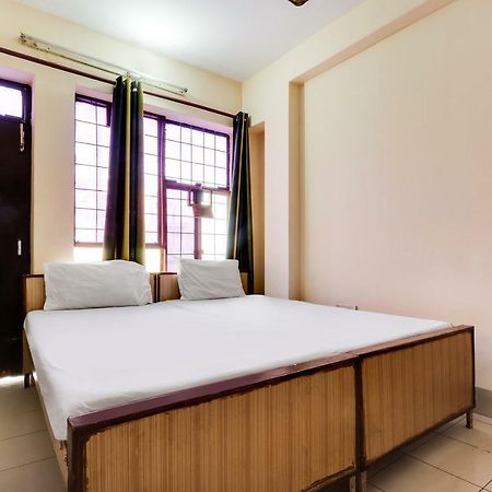 Spot On 38567 Hotel Aryan Lucknow Bagian luar foto