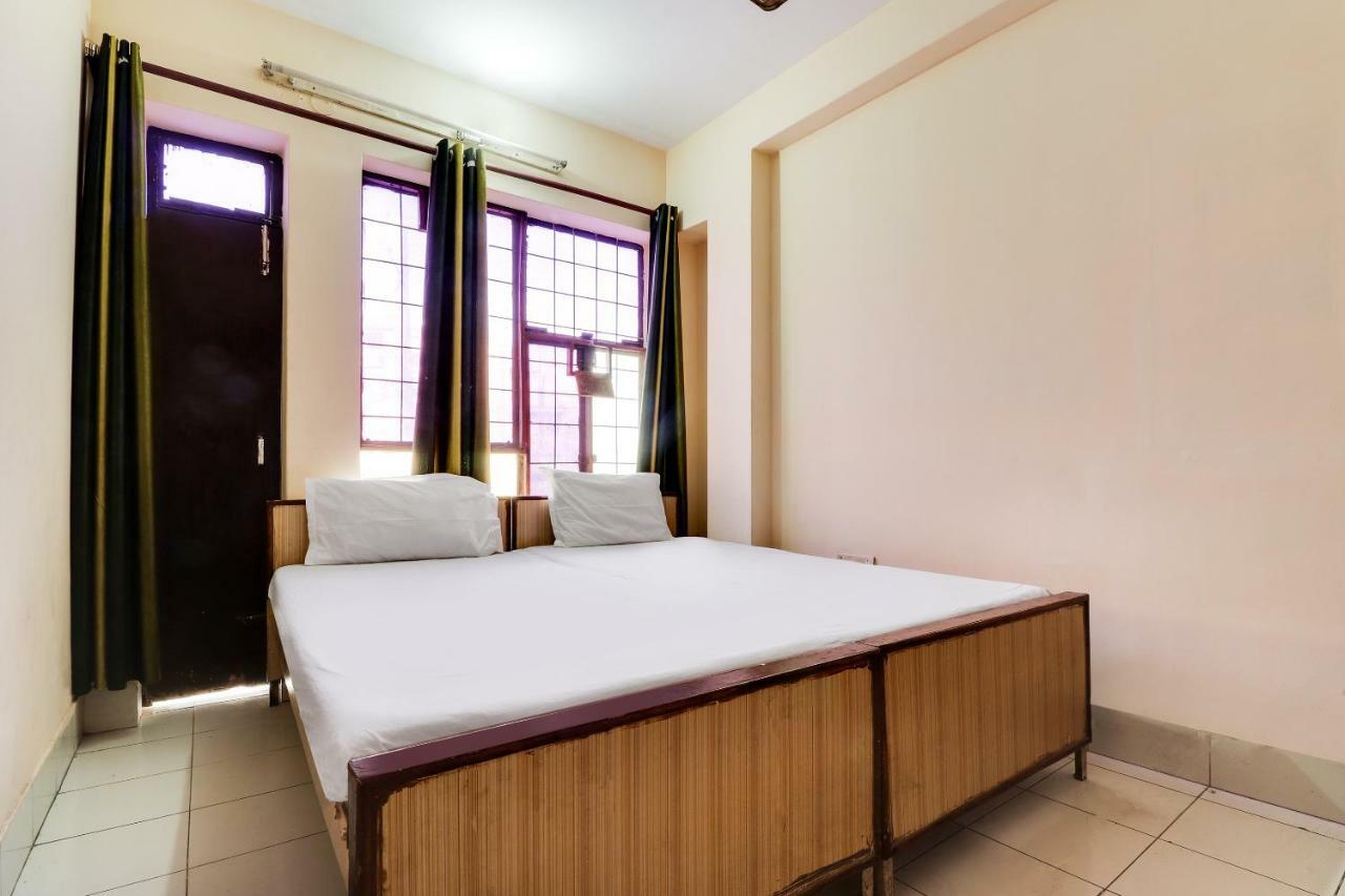 Spot On 38567 Hotel Aryan Lucknow Bagian luar foto