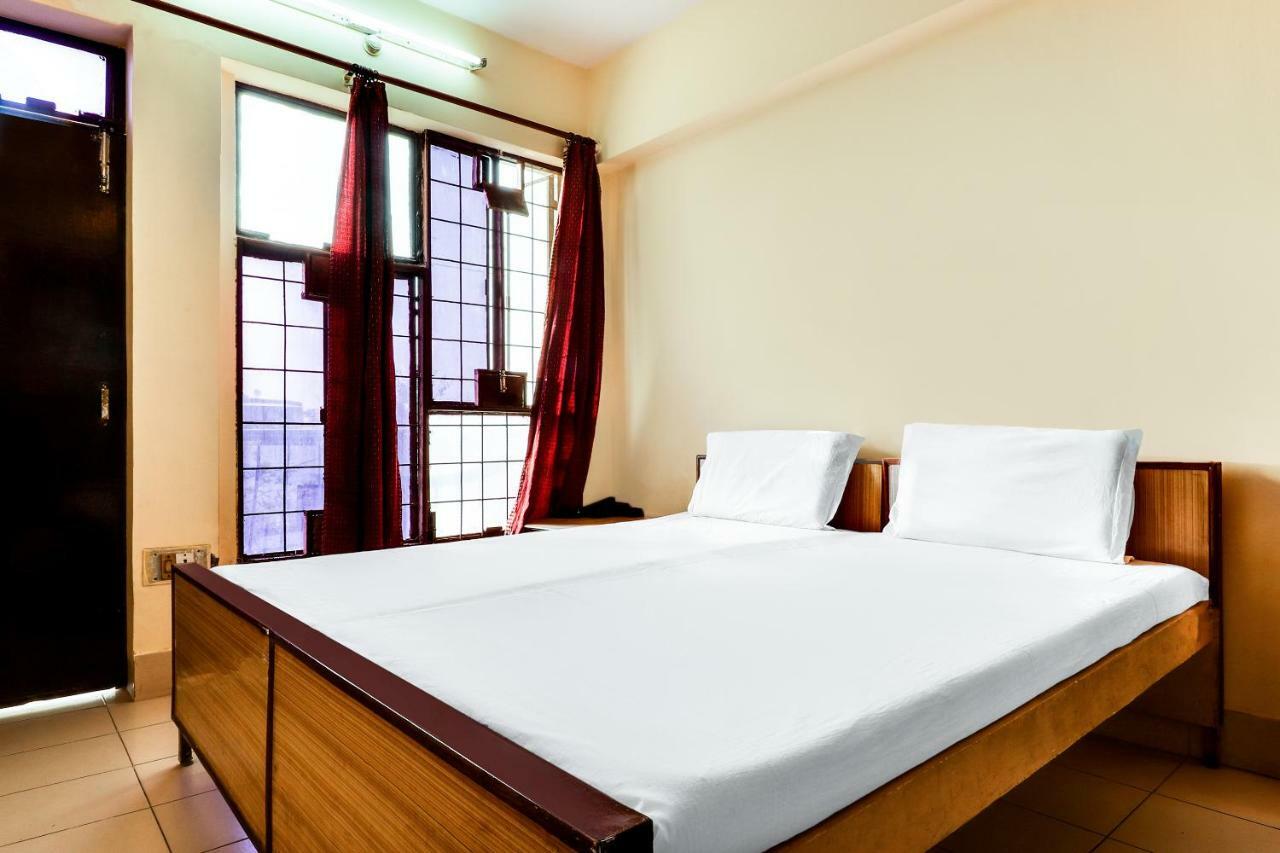 Spot On 38567 Hotel Aryan Lucknow Bagian luar foto
