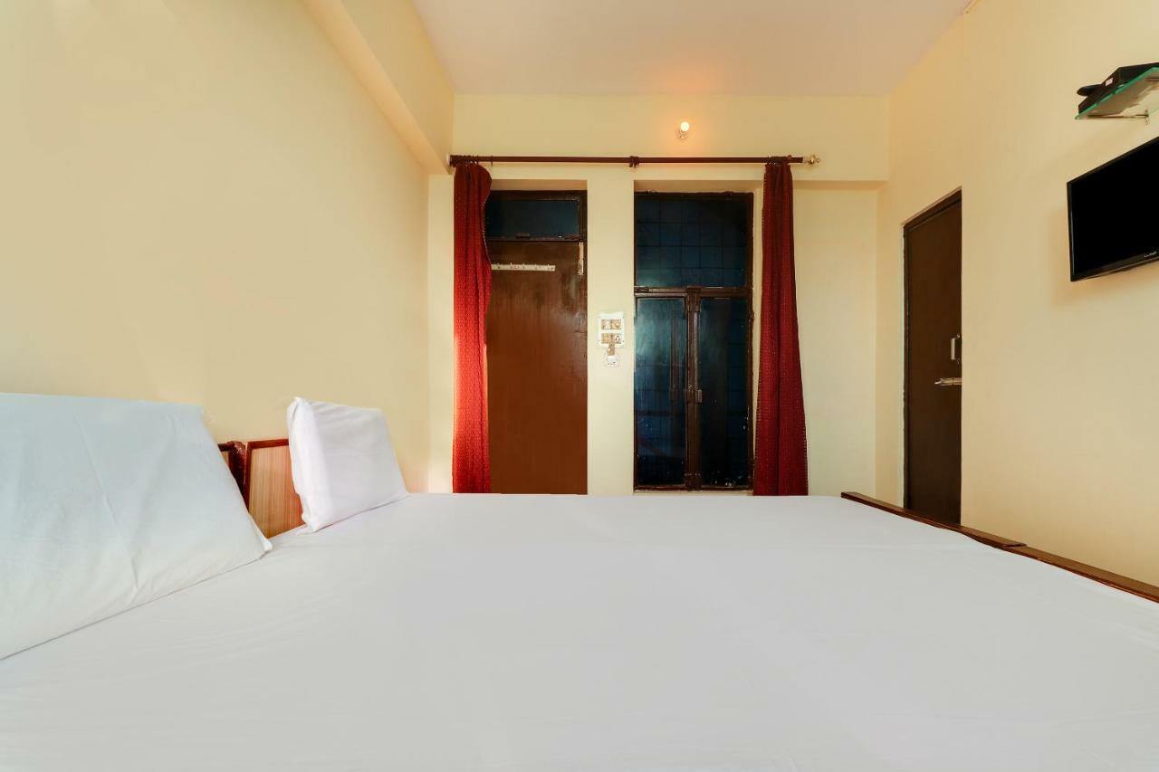 Spot On 38567 Hotel Aryan Lucknow Bagian luar foto